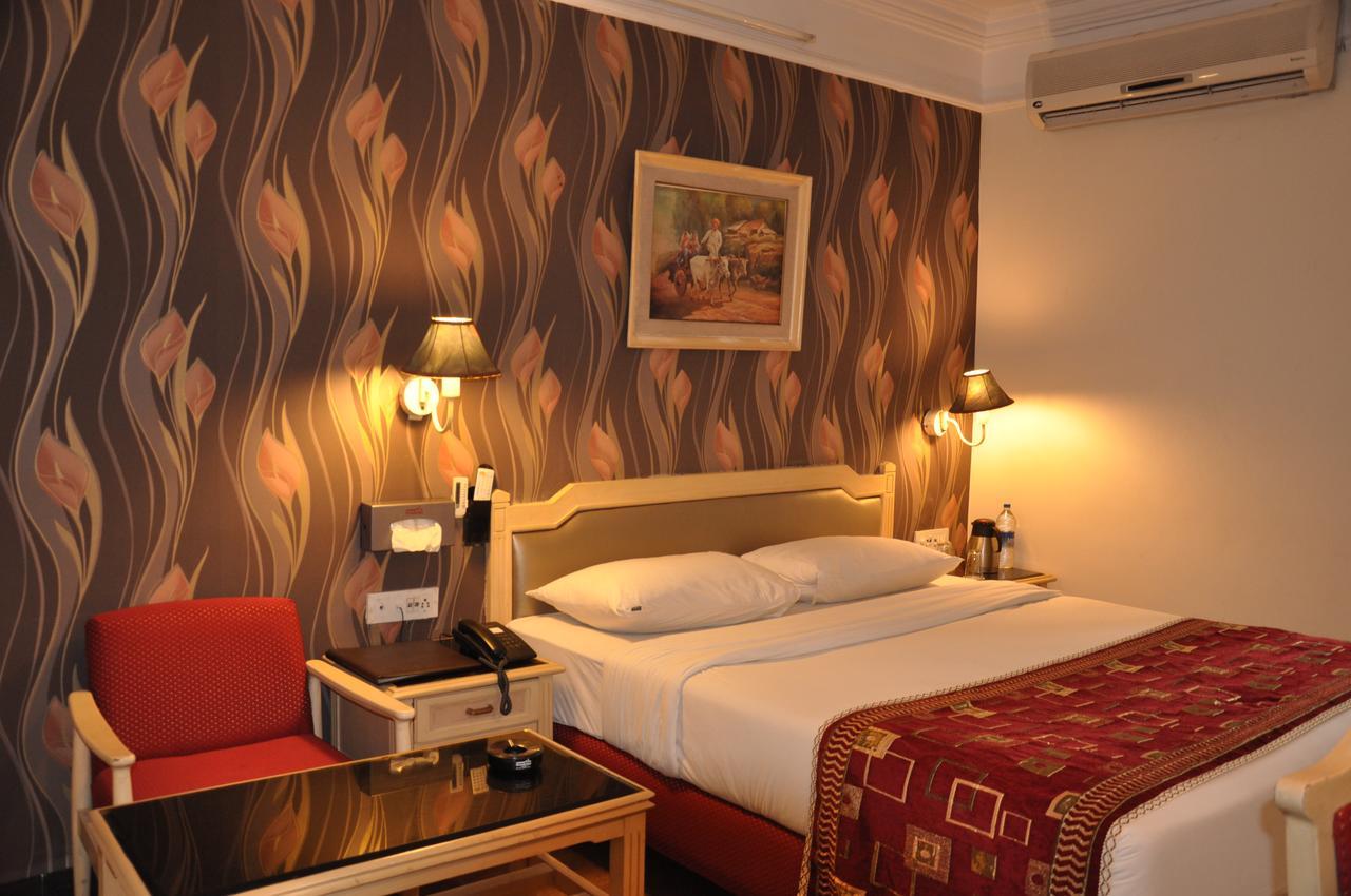 Hotel Sovereign Daman Εξωτερικό φωτογραφία